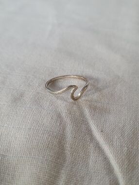 Silver Wave Ring